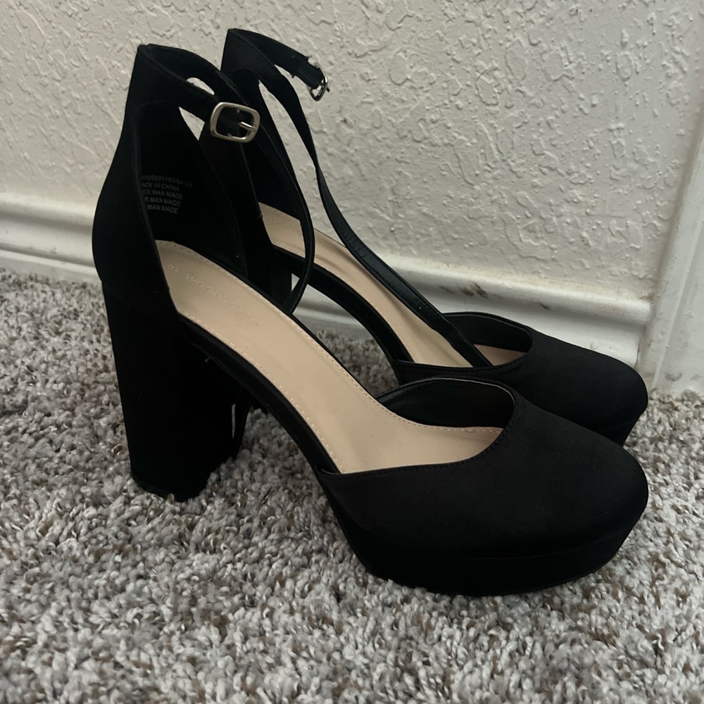 Closed toe high heels